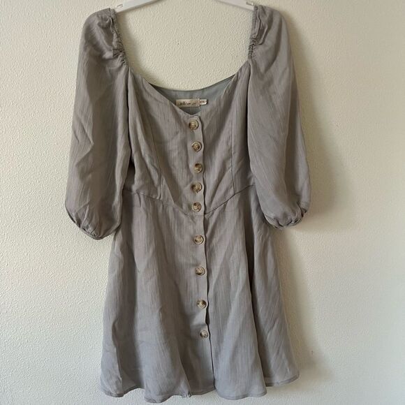 Millibon Dresses & Skirts - Millibon  taupe Women button puff sleeve dress size M
